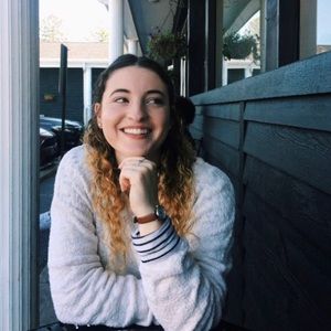 Meet your Posher, Cara